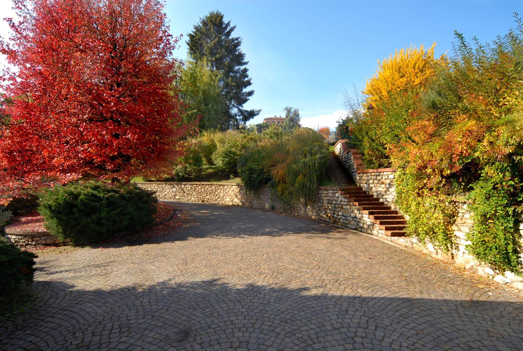 Poggio Radicati Hotel De Charme Saluzzo Bagian luar foto